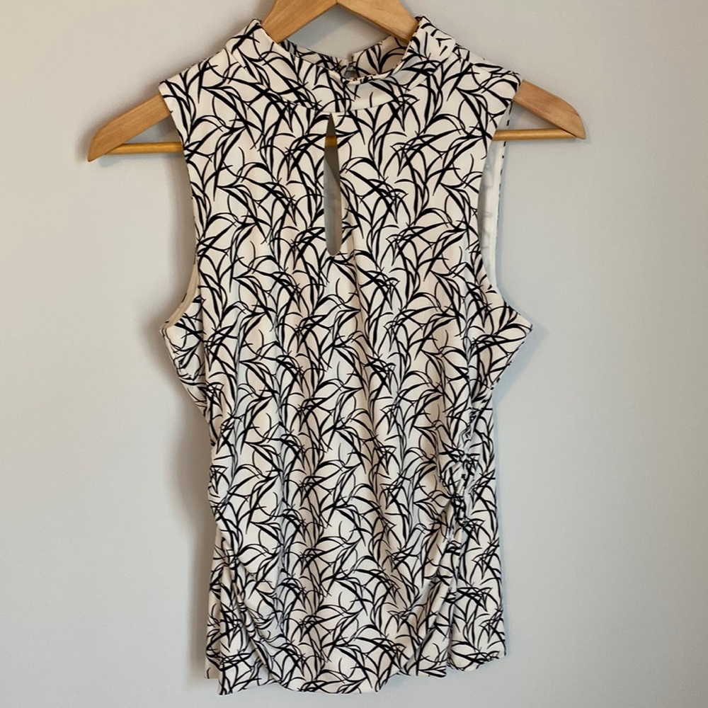 WHBM sleeveless button top S